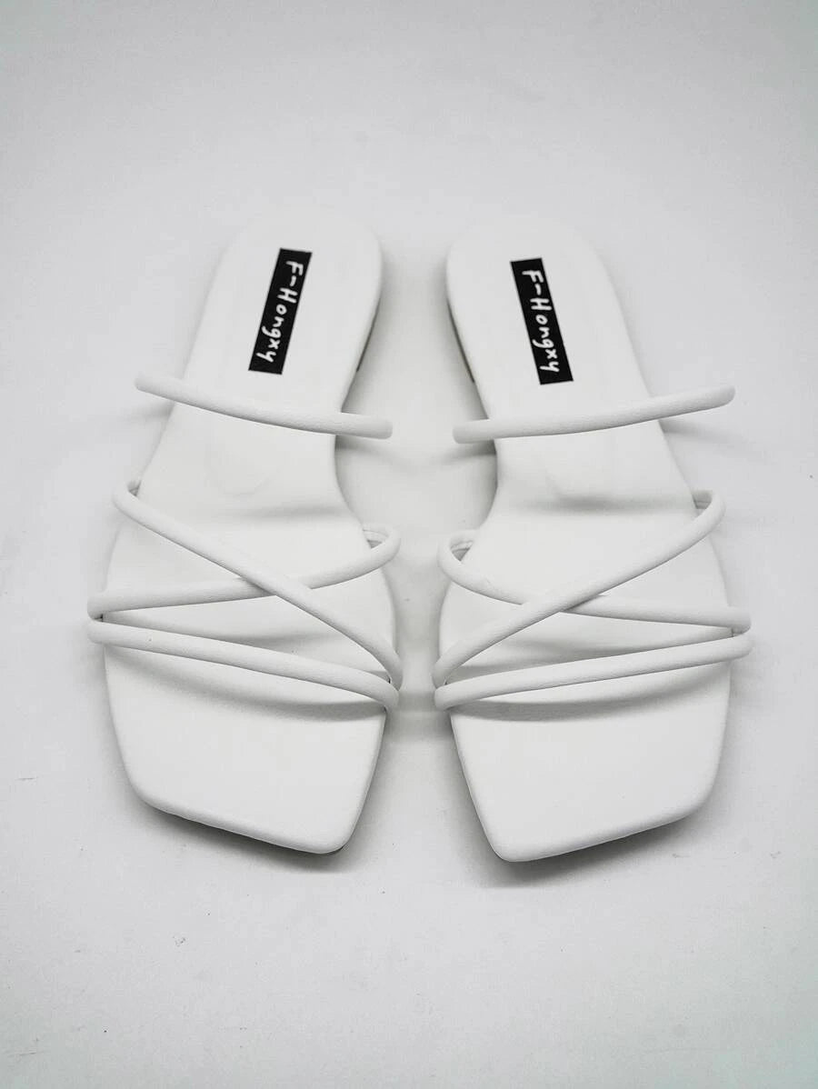 Fashionable Outdoors White Flat Slippers